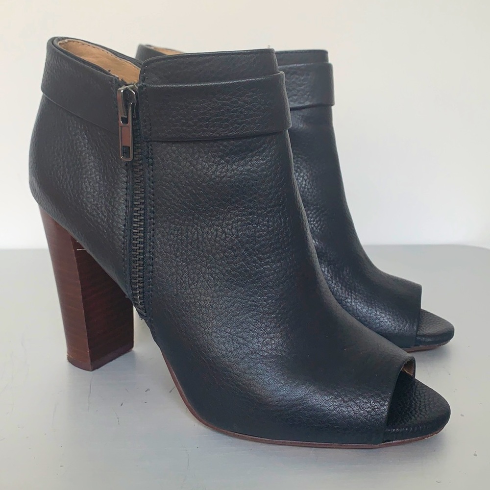 Splendid stacked peep toe ankle booties leather